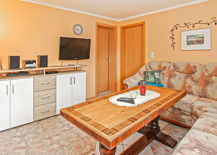 Walow Apartman Strietfeld